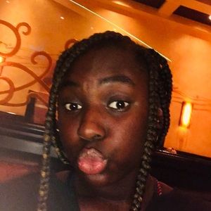 Meet your Posher, Alaya